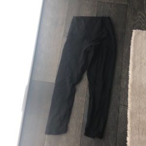 Black Lululemon crops